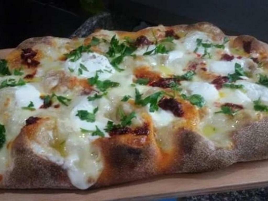 Albergo Ristorante Bar Pizzeria La Lanterna Santi Cosma e Damiano Luaran gambar